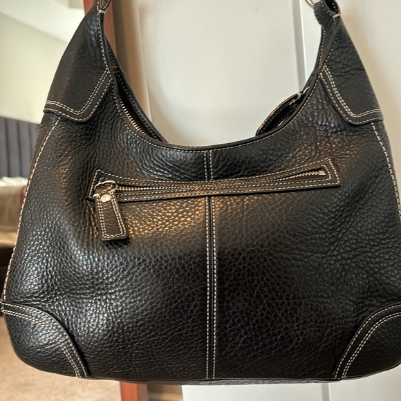 Black Pebbled Coach Purse - Picture 4 of 9